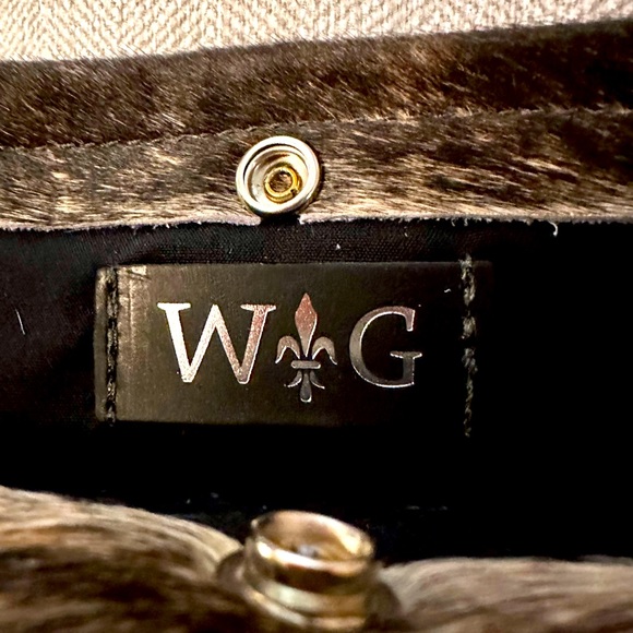 Wild Goose Branded 12 Cowhide Tote - Picture 7 of 10